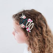 Load image into Gallery viewer, Rudolph & Candy Cane Clic Clacs