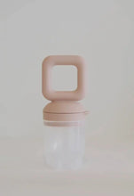 Load image into Gallery viewer, The Saturday Feeder Teether The Saturday Baby