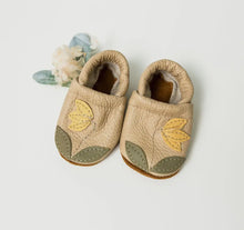 Load image into Gallery viewer, Baby Barley Leather  Moccs- Yellowbell
