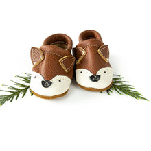 Load image into Gallery viewer, Chestnut Fox Moccs