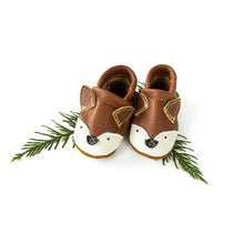 Load image into Gallery viewer, Chestnut Fox Moccs
