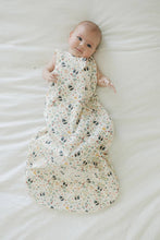 Load image into Gallery viewer, Bumble Bees Sleep Bag 1.0 TOG
