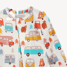 Load image into Gallery viewer, Magnetic Footie- Van Go
