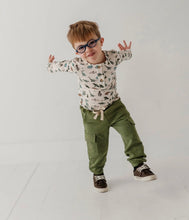 Load image into Gallery viewer, Deep Olive Cargo Pants
