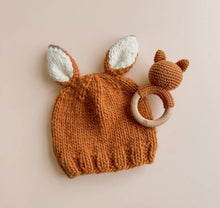 Load image into Gallery viewer, Cotton Crochet Rattle Teether Fox
