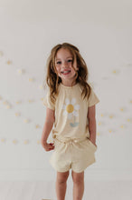 Load image into Gallery viewer, Golden Daisy Tee

