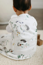 Load image into Gallery viewer, Muslin Lightweight Sleep Bags 0.5 TOG - Hedgehogs

