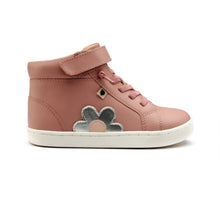 Load image into Gallery viewer, OLDSOLES Sole Base Flower
